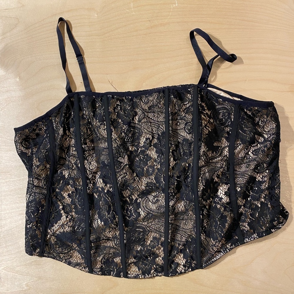 Torrid Black and Tan Smocked Top 4 (EY)